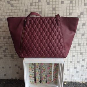 Very Bradley Avery Tote